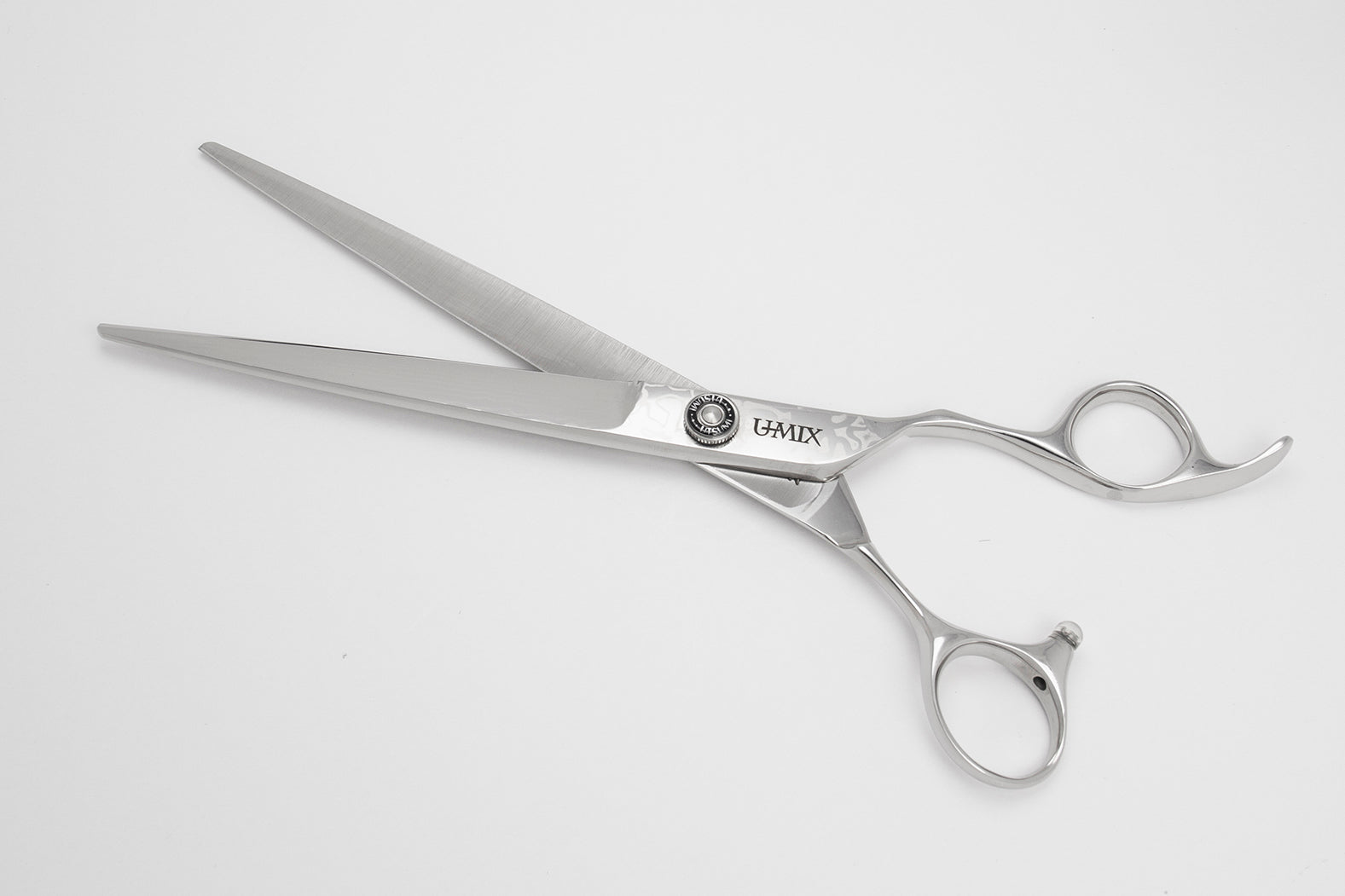 Utsumi MX70 Damascus professional Japanese grooming shears open